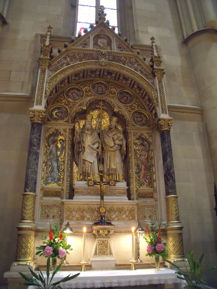 Oltar sv. Ćirila i Metoda u zagrebačkoj katedrali. 