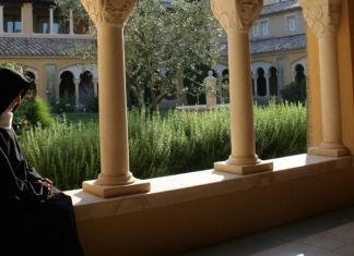 Ženske tradicionalne zajednice