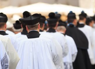 Muške tradicionalne zajednice