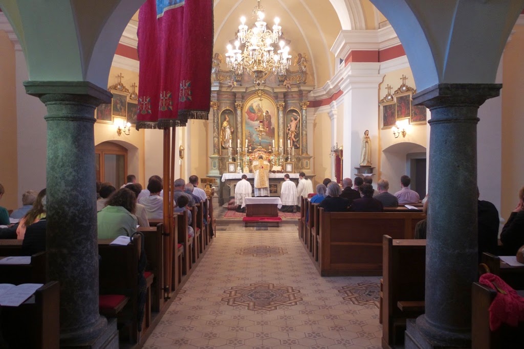 Tradicionalna Misa u ljubljanskoj crkvi sv. Roka.