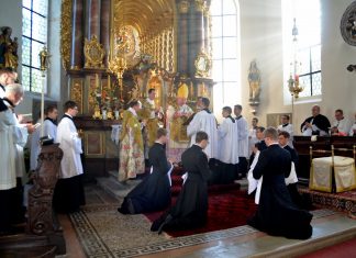 Svećeničko bratstvo sv. Petra i dalje raste
